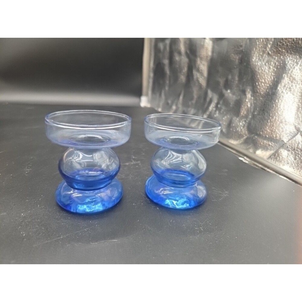 Set Of 2 Blue Blown Glass Taper Candle Holders Vintage 2.5”x2.75” EUC